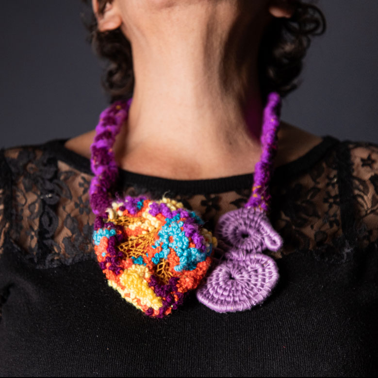 Collar Joyería Contemporánea — Obra de arte por Luz Ángela Medina